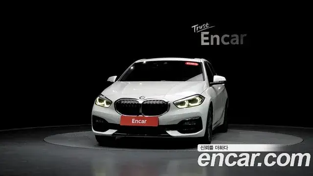 BMW 1 Series 2021 — Photo 11/20