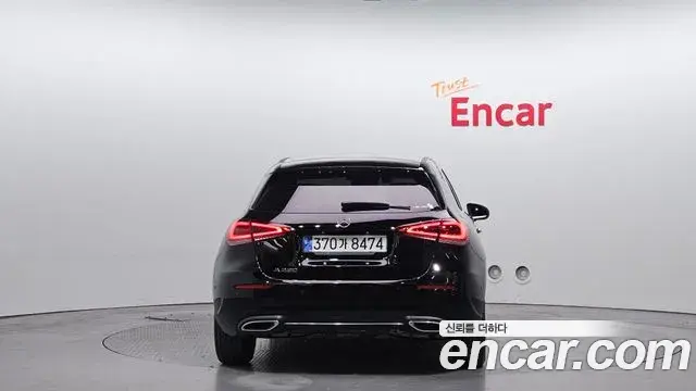 Mercedes-Benz A-Class 2022 — ფოტო 19/20