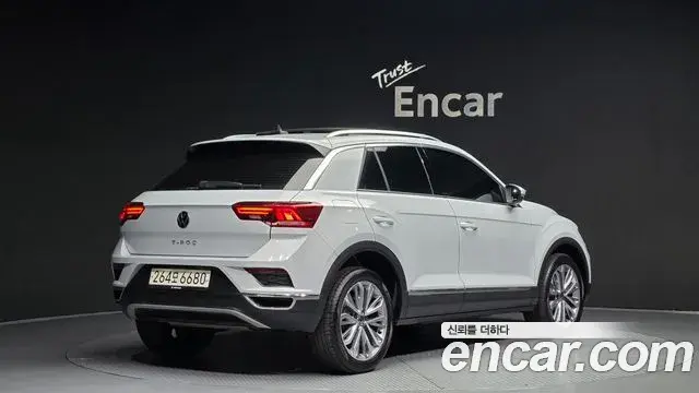 Volkswagen T-Roc 2021 — Фото 2/20