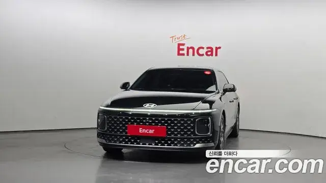 Hyundai Grandeur Hybrid 2023 — ფოტო 9/20