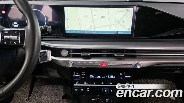 Hyundai Grandeur Hybrid 2023 — ფოტო 16/20