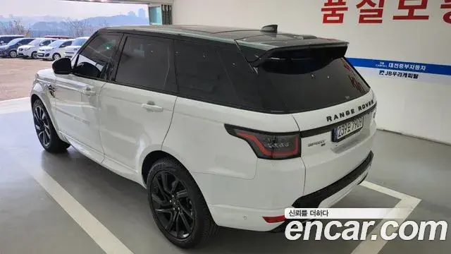 Land Rover Range Rover Sport 2021 — ფოტო 3/20