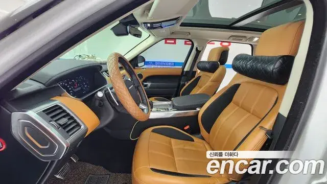 Land Rover Range Rover Sport 2021 — ფოტო 19/20