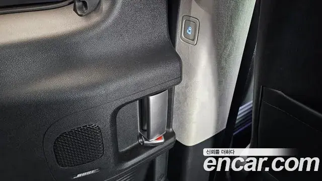 Hyundai Staria 2024 — Фото 18/20