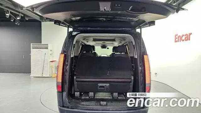 Hyundai Staria 2024 — Фото 20/20