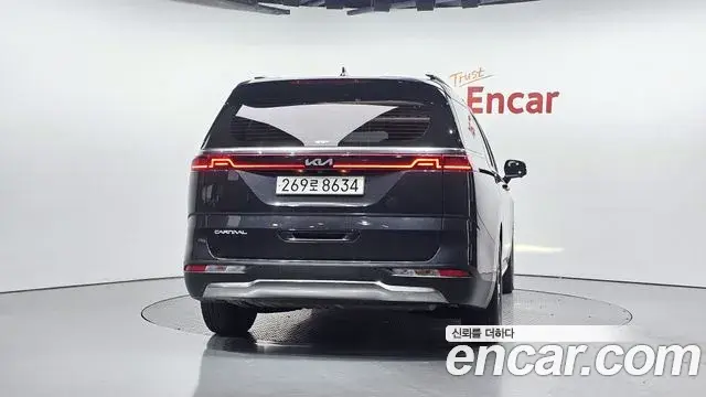 Kia Carnival 2022 — Фото 4/20