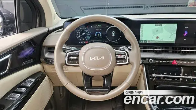 Kia Carnival 2022 — Фото 15/20