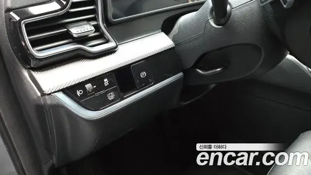 Kia Sportage 2024 — Фото 15/20