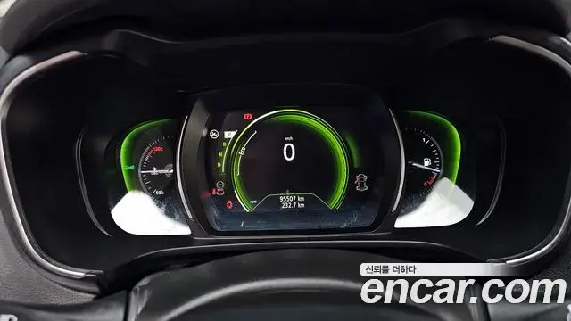 Renault Samsung QM6 2022 — ფოტო 13/20
