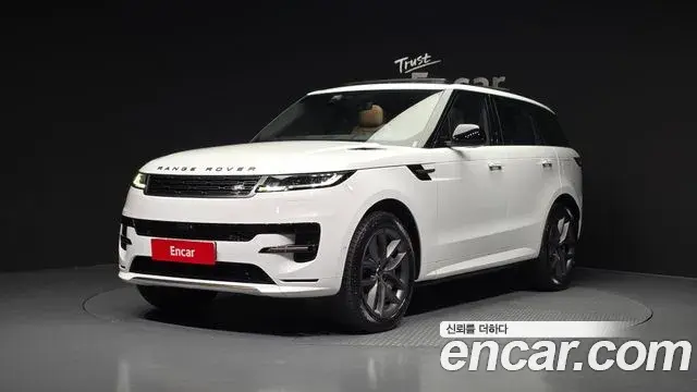 Land Rover Range Rover Sport 2025 — Фото 1/20