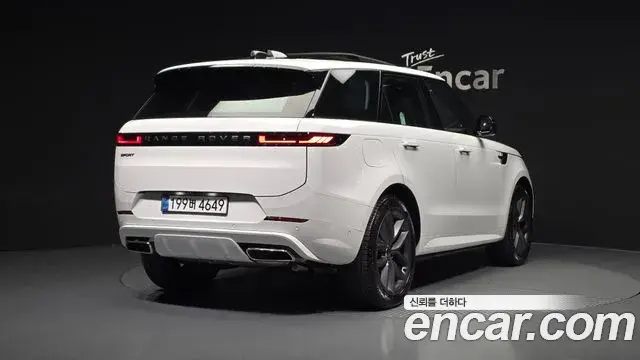 Land Rover Range Rover Sport 2025 — Фото 2/20