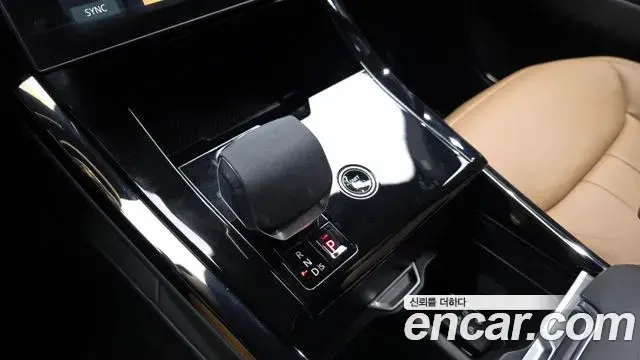 Land Rover Range Rover Sport 2025 — Фото 9/20