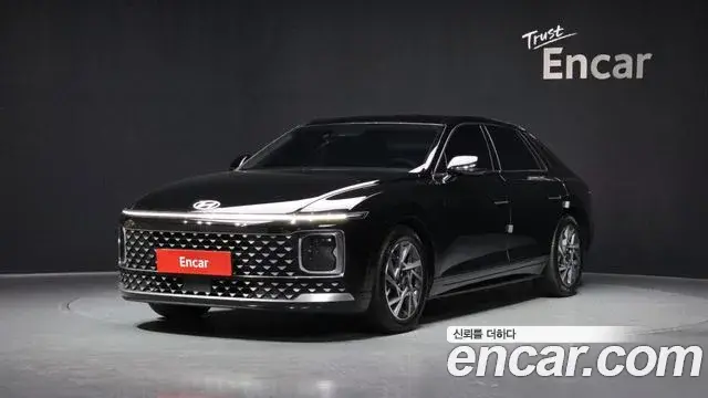 Hyundai Grandeur Hybrid 2023 — Photo 12/20