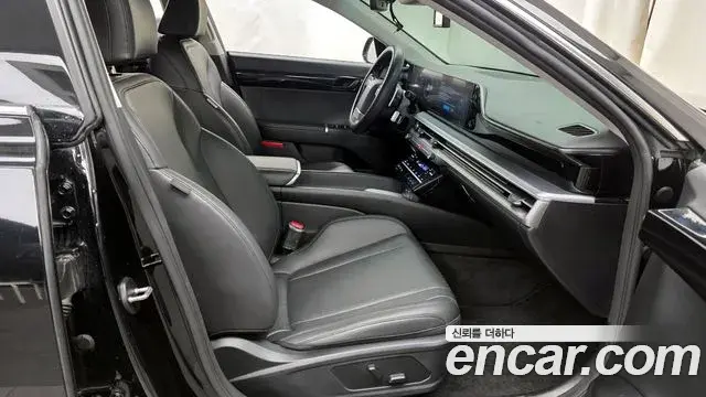 Hyundai Grandeur Hybrid 2023 — Photo 15/20