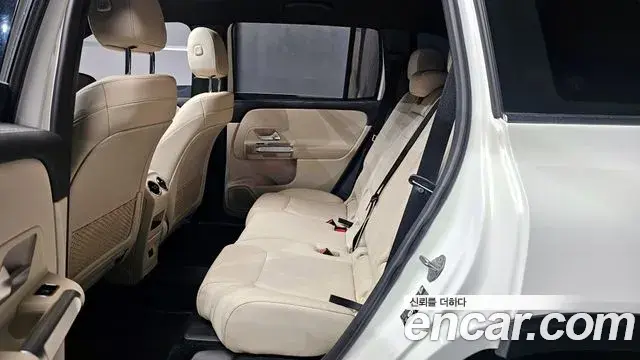 Mercedes-Benz GLB-Class 2021 — Şəkil 9/20