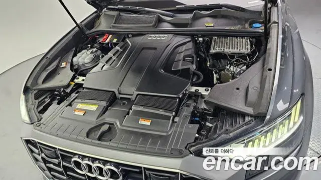 Audi Q8 2021 — Photo 10/20