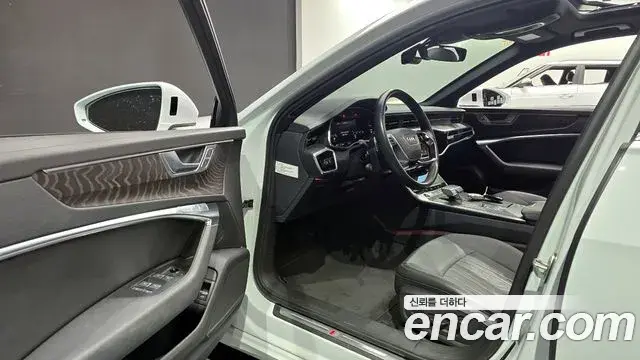 Audi A6 2022 — Şəkil 16/20