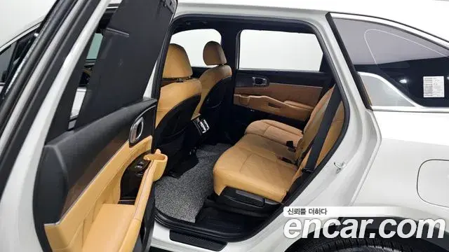 Kia Sorento 2022 — Фото 12/20