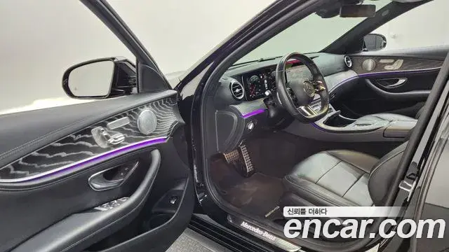 Mercedes-Benz E-Class 2020 — Şəkil 19/20