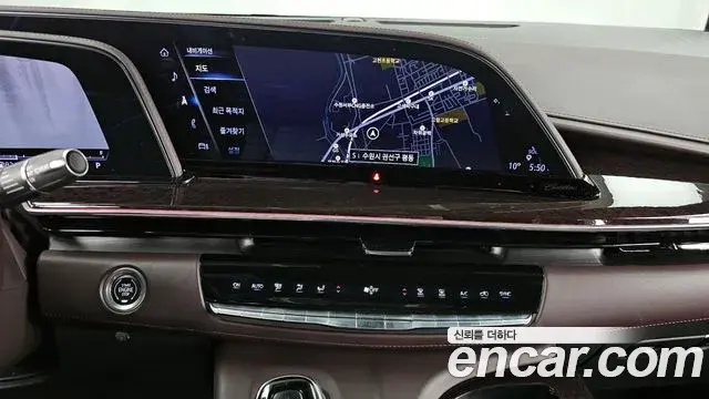 Cadillac Escalade 2022 — ფოტო 20/20