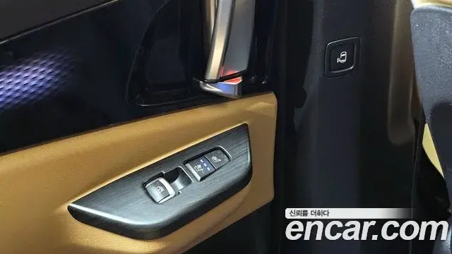 Kia Carnival 2021 — Фото 20/20