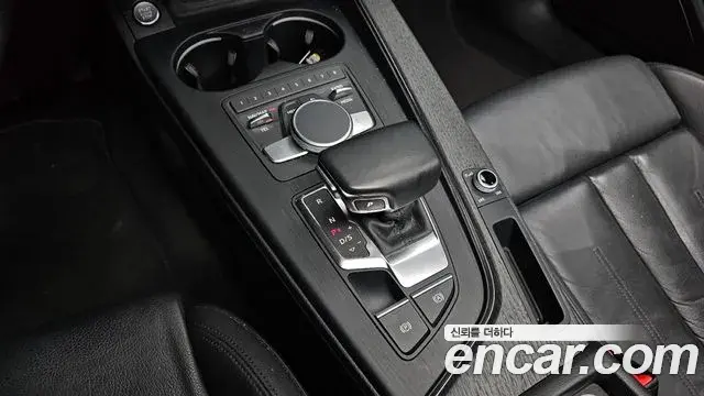 Audi A4 2019 — Photo 11/20