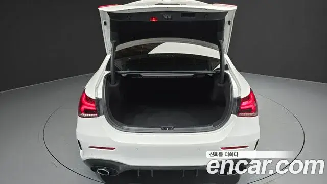 Mercedes-Benz A-Class 2020 — ფოტო 5/20