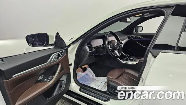 BMW 4 Series 2023 — Photo 16/20