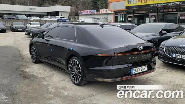 Hyundai Grandeur Hybrid 2023 — Şəkil 19/20