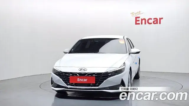 Hyundai Avante 2020 — Photo 3/20