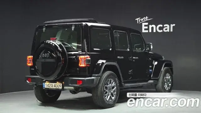 Jeep Wrangler 2021 — ფოტო 11/20