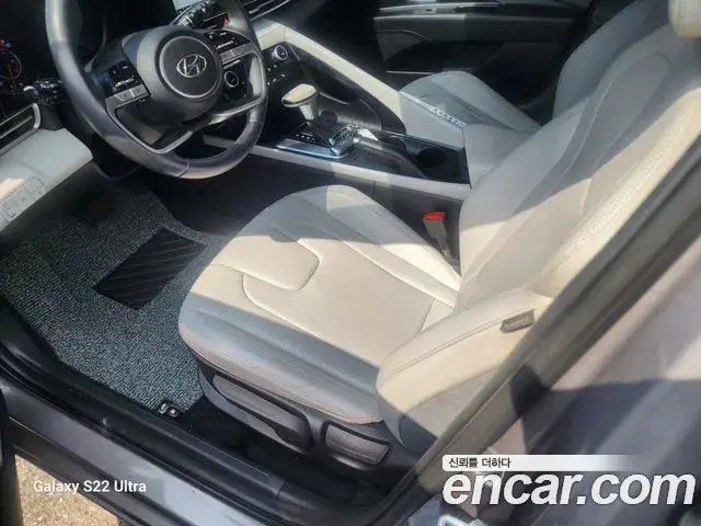 Hyundai The New Avante Hybrid 2022 — Photo 6/20