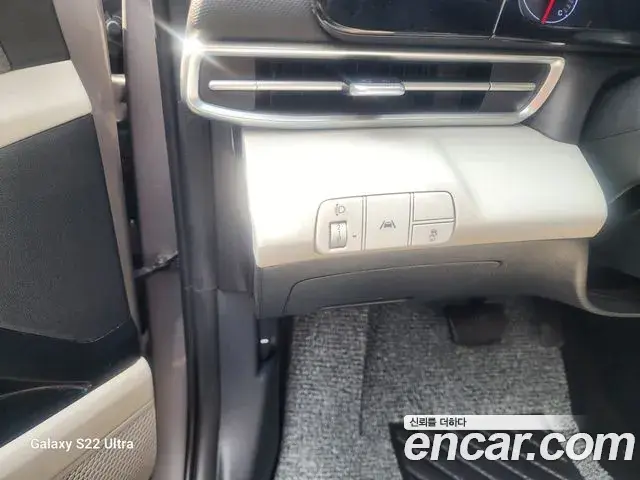 Hyundai The New Avante Hybrid 2022 — Photo 16/20