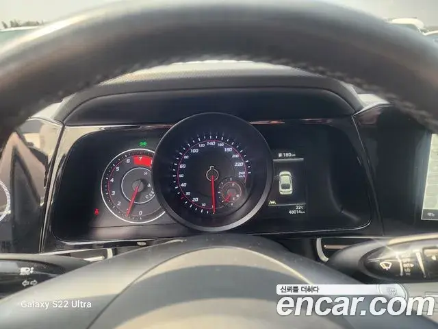 Hyundai The New Avante Hybrid 2022 — Photo 12/20