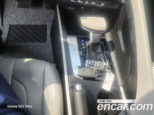 Hyundai The New Avante Hybrid 2022 — Photo 9/20