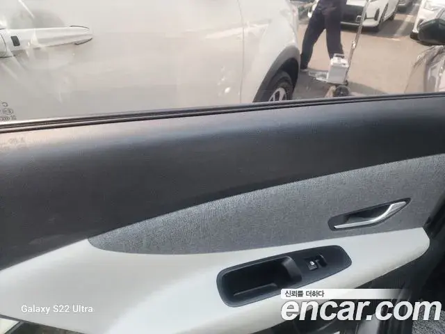 Hyundai The New Avante Hybrid 2022 — Photo 5/20