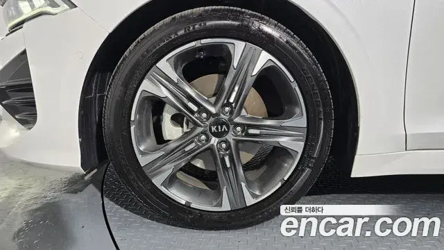 Kia K5 2020 — Şəkil 3/20