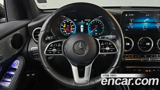 Mercedes-Benz GLC-Class 2020 — Şəkil 11/20