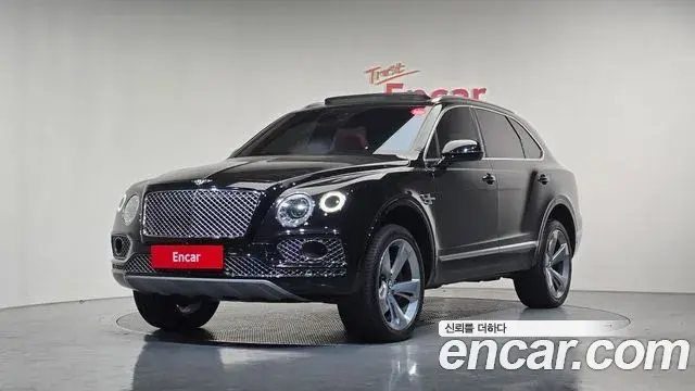 Bentley Bentayga 2018 — Photo 17/20