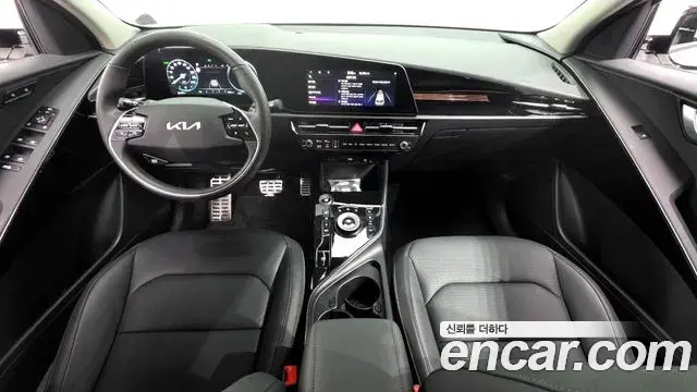 Kia Niro 2025 — Фото 7/20