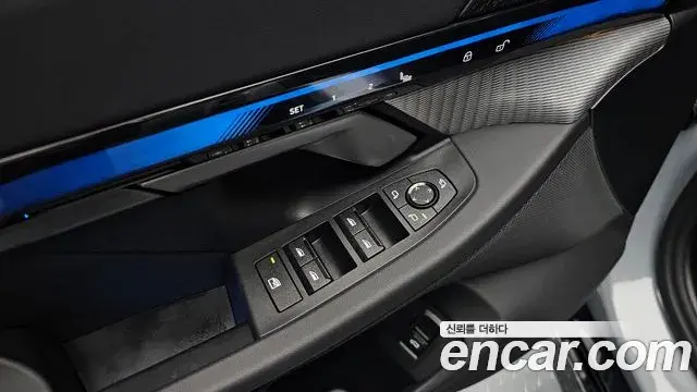 BMW 5 Series 2025 — Photo 16/20