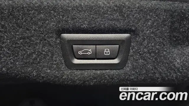 BMW 5 Series 2025 — Photo 20/20