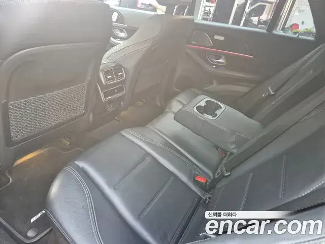 Mercedes-Benz GLE-Class 2021 — ფოტო 2/20