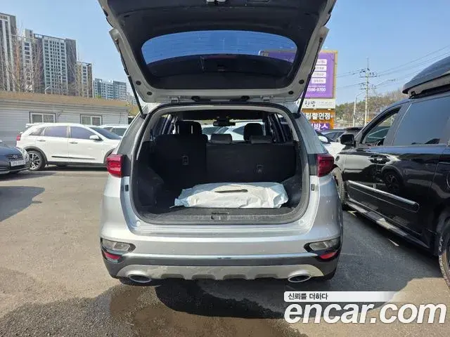 Kia Sportage The Bold 2021 — Фото 16/20