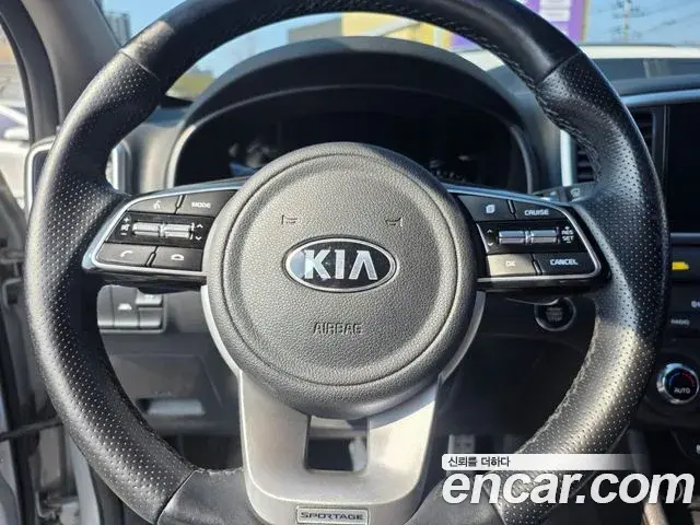 Kia Sportage The Bold 2021 — Фото 18/20