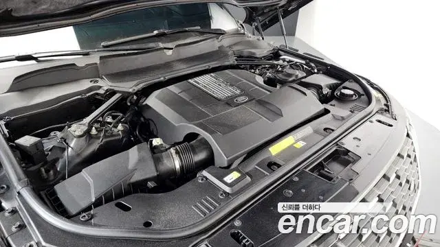 Land Rover Range Rover 2019 — ფოტო 11/20
