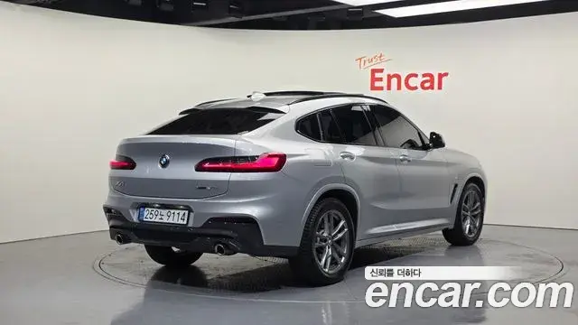BMW X4 2020 — Şəkil 10/20