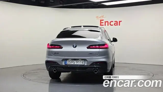 BMW X4 2020 — Şəkil 18/20