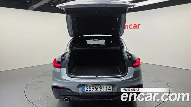 BMW X4 2020 — Şəkil 13/20
