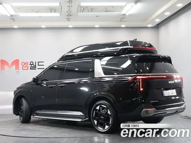 Kia Carnival 2024 — Şəkil 9/20